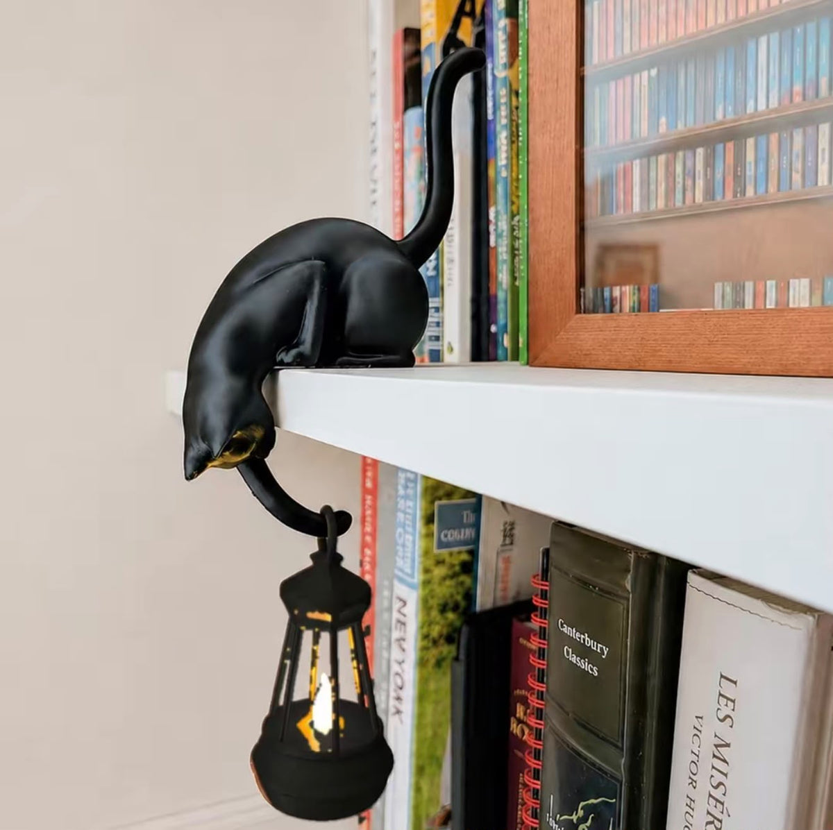 Cat Bookshelf Latern